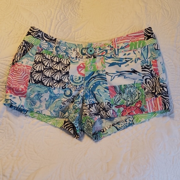 Lilly Pulitzer Size 2 Walsh shorts - Picture 1 of 3